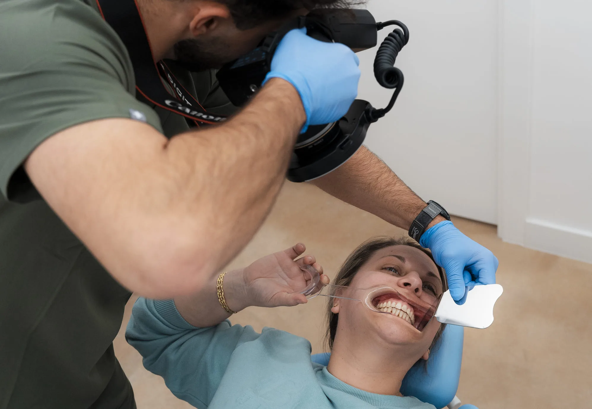 Slider Diseño de Sonrisa en Alicante: Elige tu nueva imagen antes de empezar.